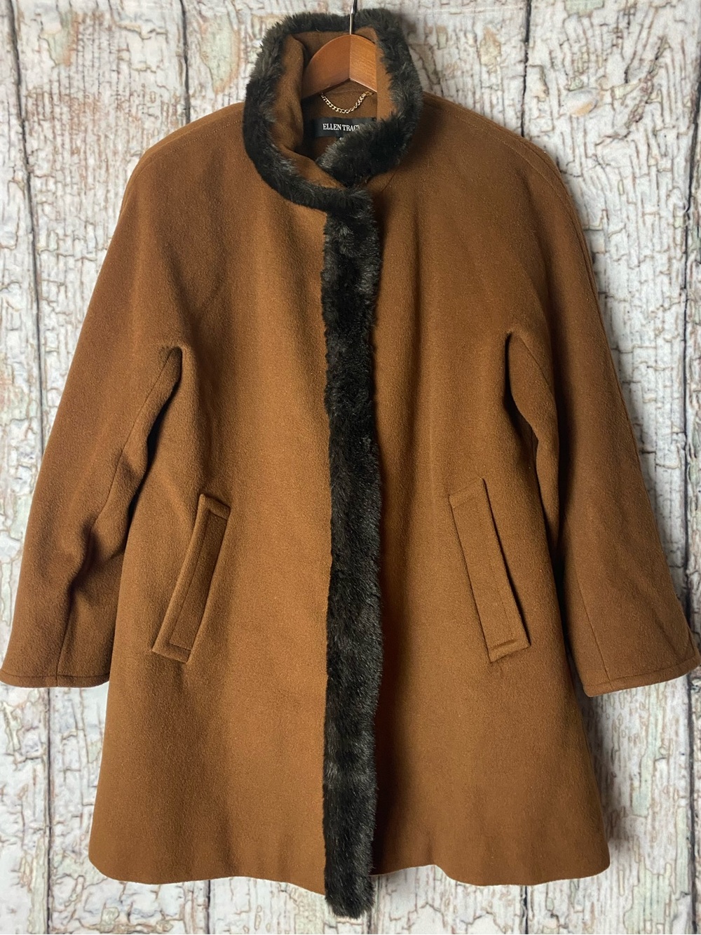 Ellen Tracy Camel Brown Wool Coat Dark Faux Fur Old Money Luxury Mid Length 6P